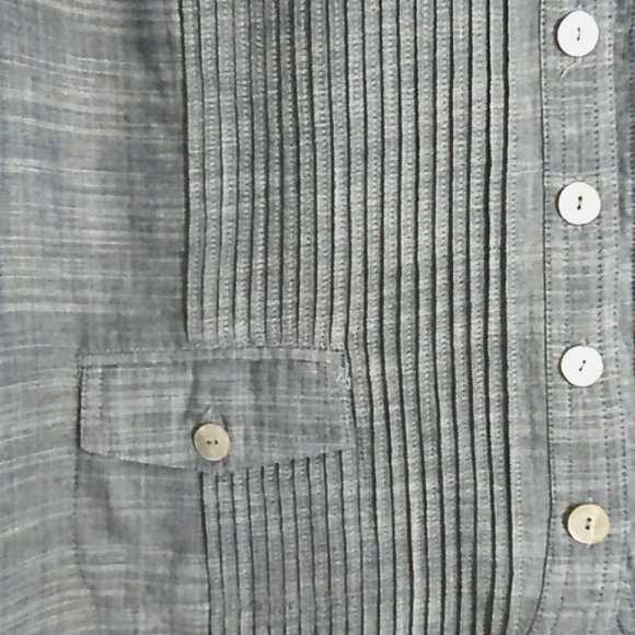 Chico's Collared Shirt Blouse Three Button Down Chico's SZ 2 Cuffed 3/4 sleeve - Picture 6 of 9